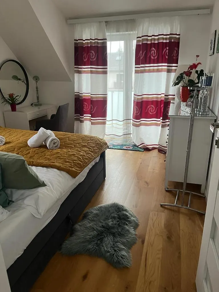 B-Apartment Vienna 12 Austria